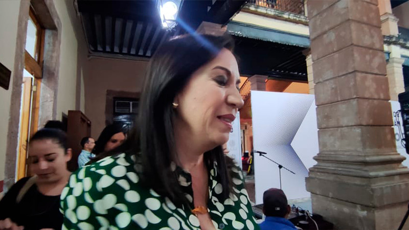 El baile de la Normal Vasco de Quiroga no fue con apoyo económico de la SEE Michoacán, indicó Mariana Sosa  