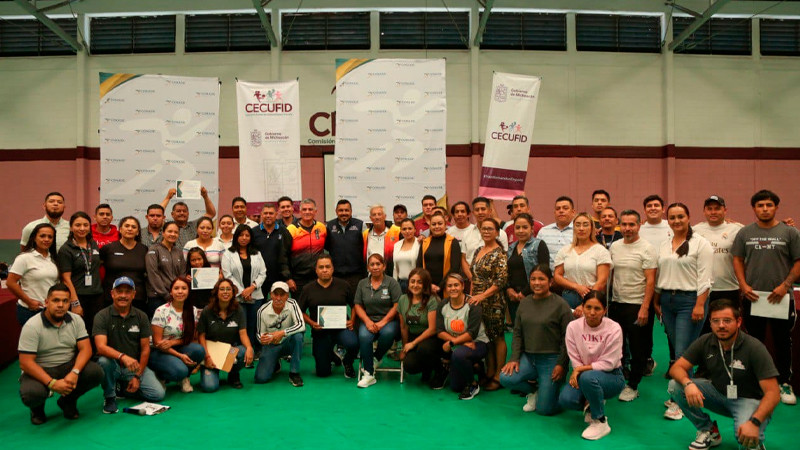 Capacita Conade a directores municipales del deporte en Cecufid