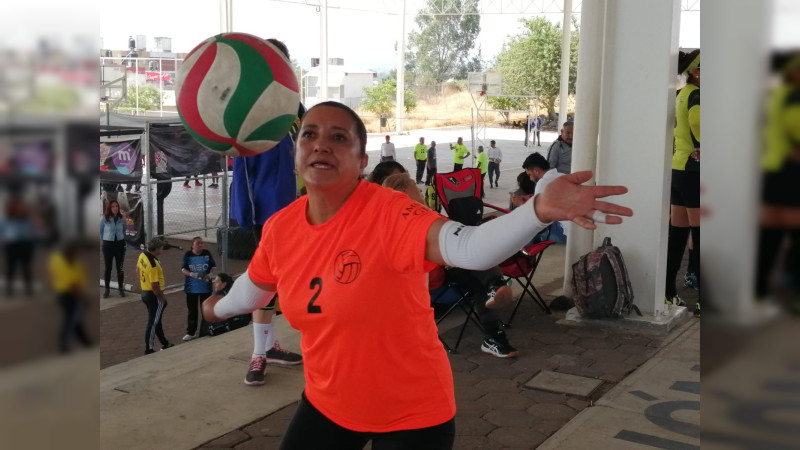 Con segunda jornada del Torneo Nacional de Cachibol, festejan a Morelia en su 482 aniversario