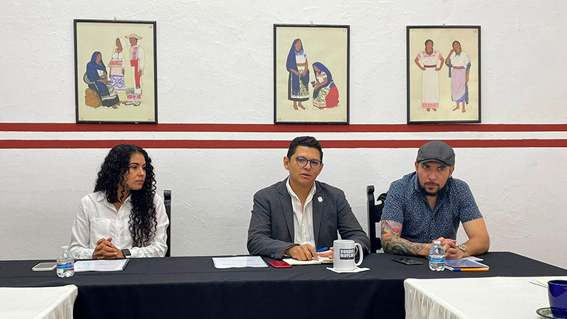 Gestiona IAM ante la UMSNH diplomado en laudería para artesanos de Paracho