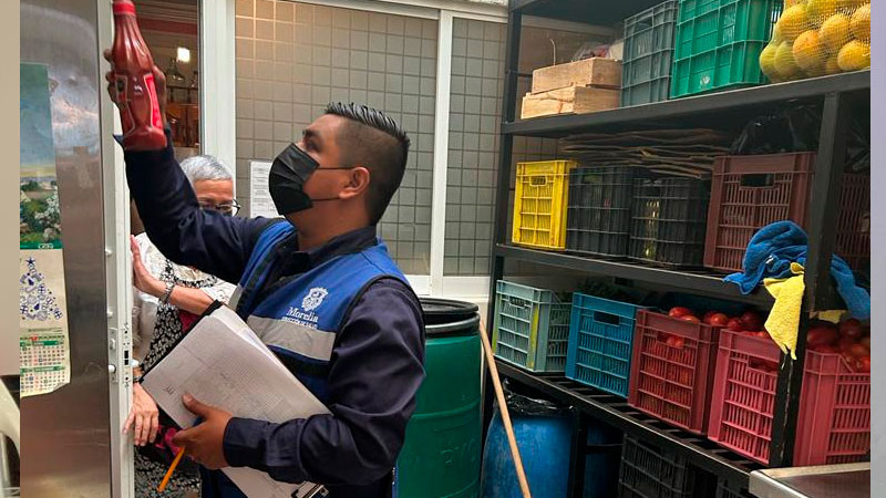 Autoridades realizan revisión de alimentos en colonias de Morelia, para evitar infecciones gastrointestinales