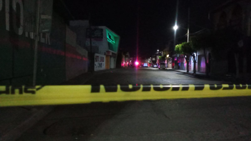 Asesinan a hombre en la calle Vicente Ruiz de Apaseo el Grande, Guanajuato  