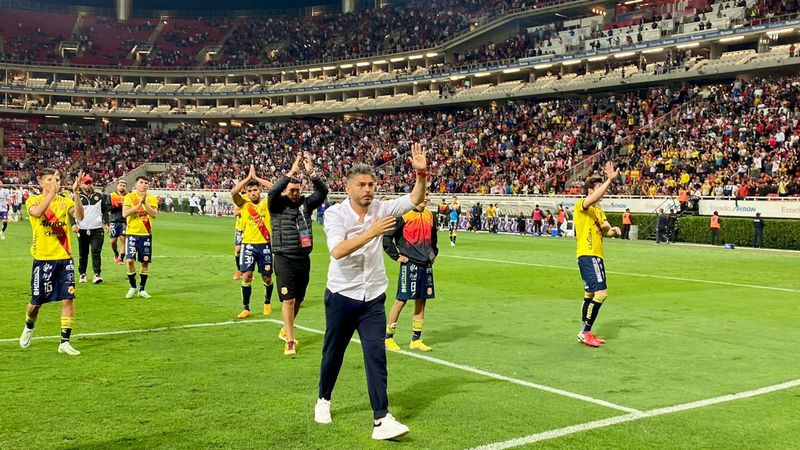 A pesar de la derrota, aplaude Bedolla trabajo de Canarios en Liga de Expansión MX