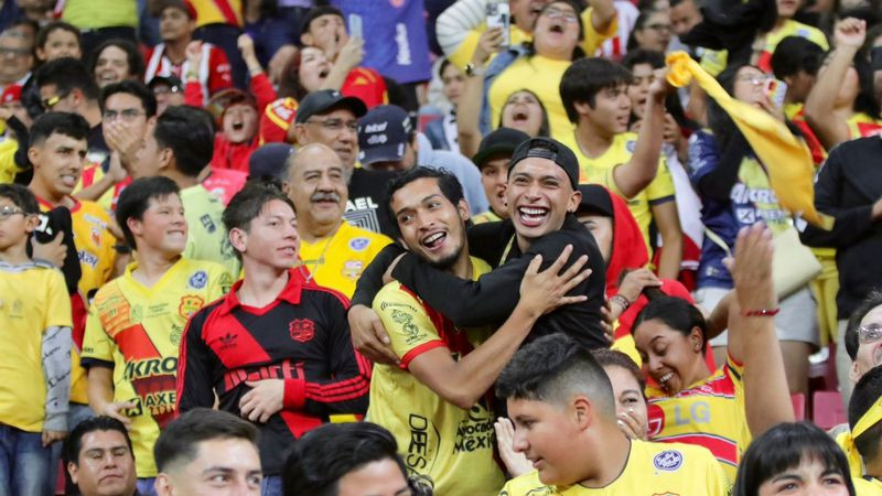 A pesar de la derrota, aplaude Bedolla trabajo de Canarios en Liga de Expansión MX