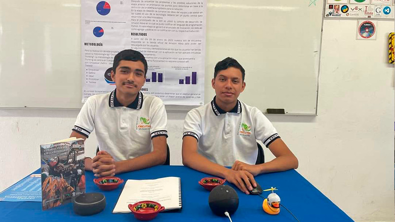 Ganan estudiantes del Cecytem 4 medallas en concurso nacional de ciencia 
