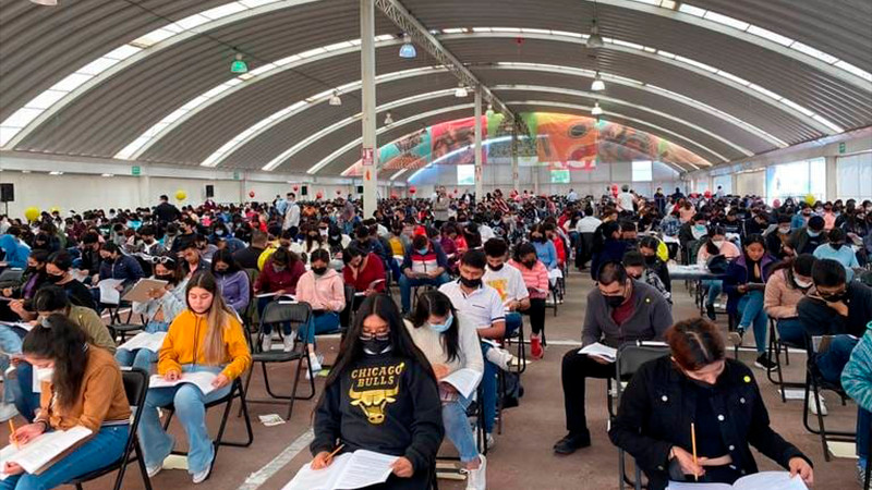 Gobierno de Michoacán frena la venta de ingresos a escuelas normales
