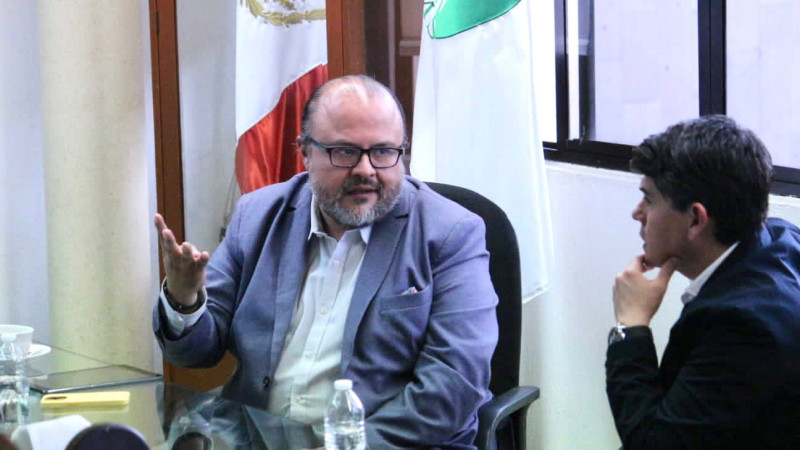 Presenta Toño Ixtláhuac, propuesta del terreno para construcción del hospital del IMSS