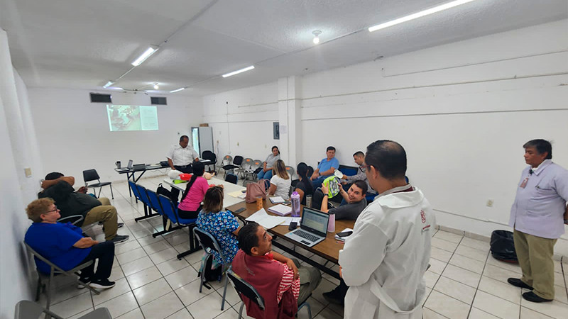 Salud Michoacán ha brindado más de 38 mil capacitaciones en emergencias de tránsito 