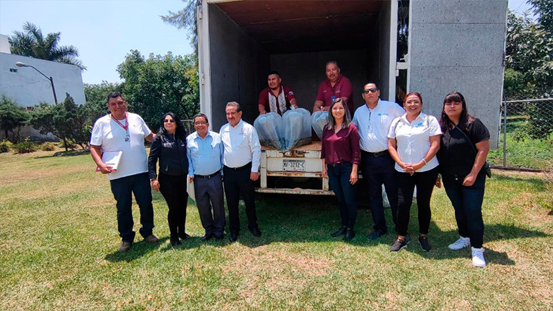 Compesca entrega 50 mil crías de tilapia a productores de Uruapan