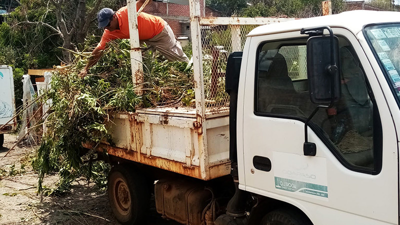 Gobierno municipal de Quiroga continúa con la limpieza de barrancas 