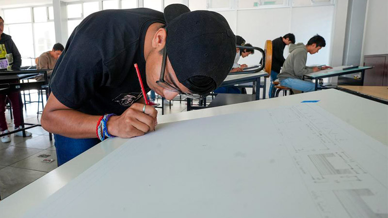 No dejes ir la oportunidad de estudiar Ingeniería Mecánica; conoce su oferta 