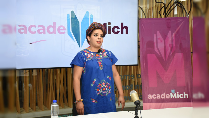 Capacita Sedeco a emprendedores en cocina tradicional michoacana