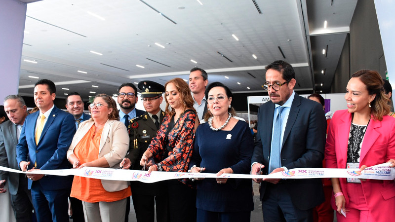 Pide Sedeco trabajo conjunto para más participación de mujeres en toma de decisiones 