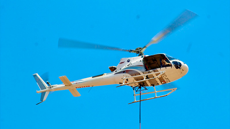 Helicópteros del Gobierno de Michoacán han atendido 11 incendios forestales