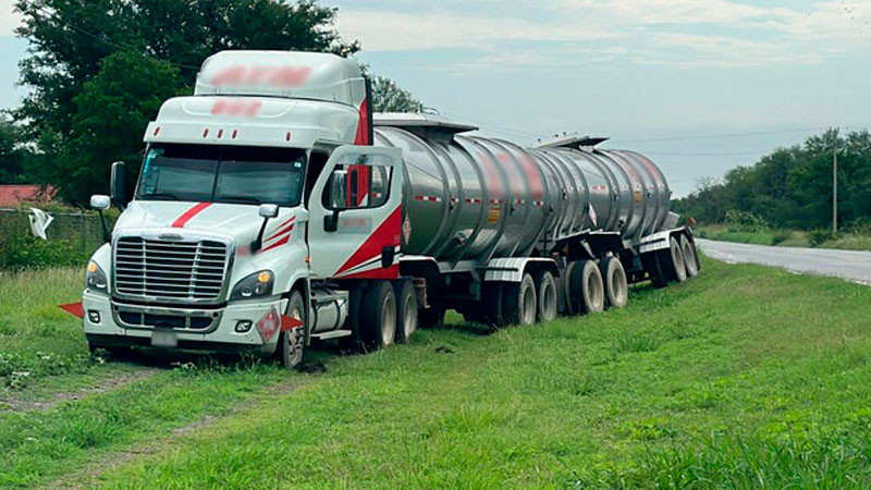 Recuperan más de 120 mil litros de huachicol en Nuevo León; detienen a 2 