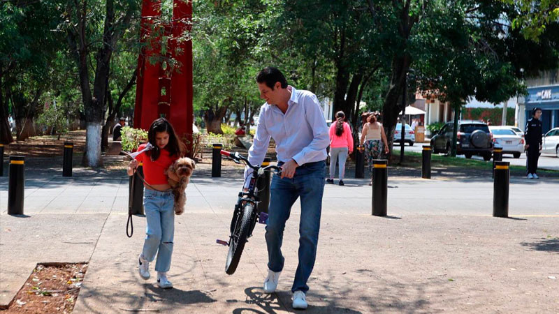 Alegría de las y los morelianas hace brillar el nuevo parque lineal del bulevar García de León