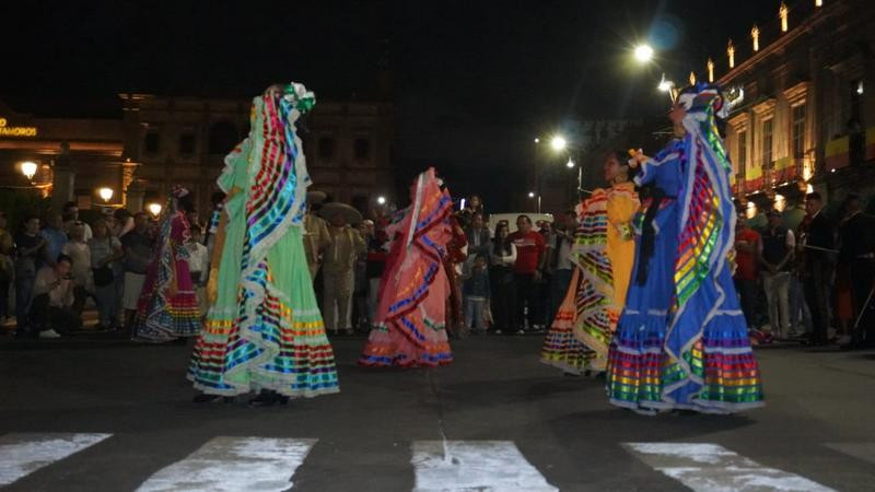 Presentaciones culturales en el Centro Histórico evocaron un gran ambiente en Morelia