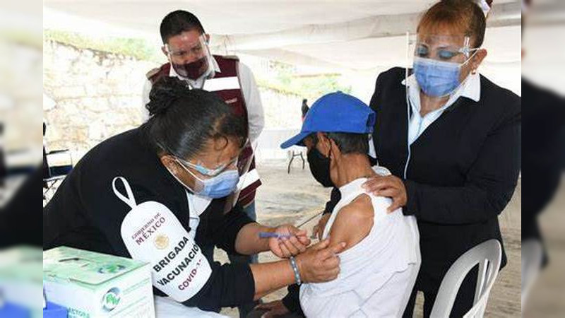 Anuncian vacunación contra COVID-19 en 71 municipios de Michoacán