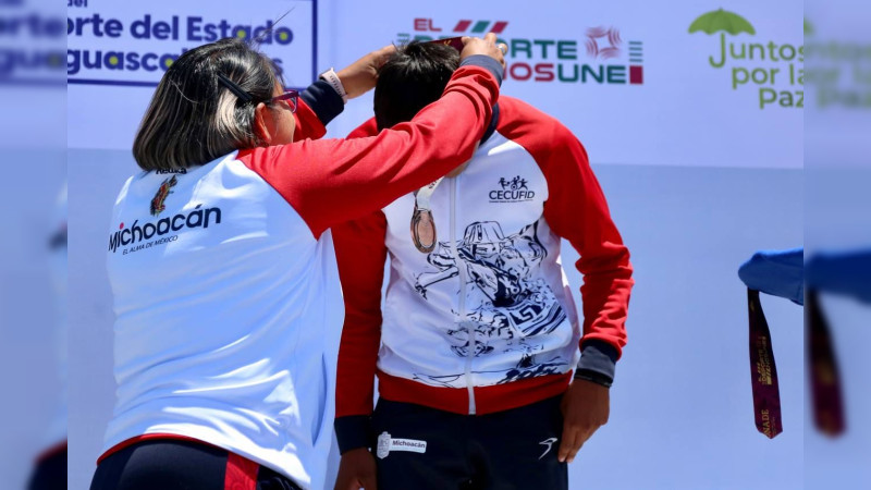 Conquista Michoacán bronce en ciclismo de ruta en Nacionales Conade 2023