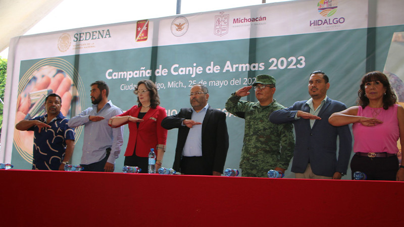José Luis Téllez Marín y personal de la SEDENA arrancan la campaña de Canje de Armas de Fuego
