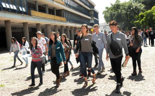 Recibe la UNAM a 506 alumnos extranjeros de 140 instituciones de educación superior de 28 países - Foto 0 