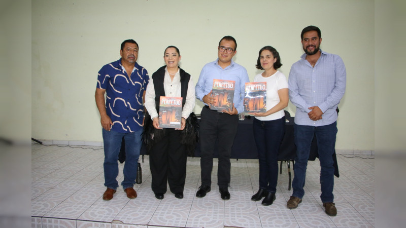 Graciela Guzmán Bucio presidio la presentación del Libro “Perpetuo Socorro”