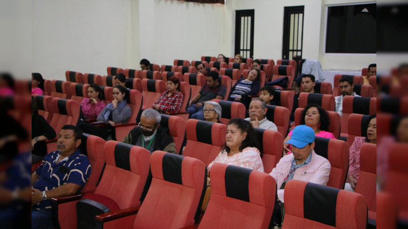 Graciela Guzmán Bucio presidio la presentación del Libro “Perpetuo Socorro”