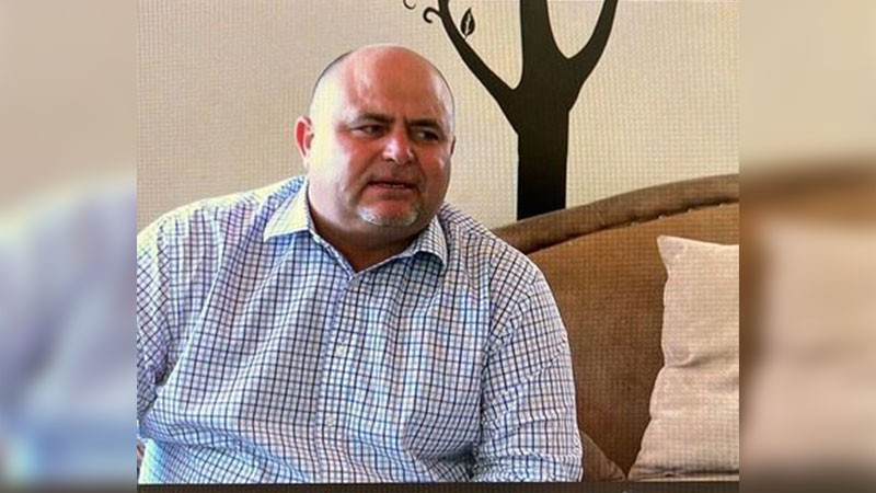 Julián LeBarón da su declaración en audiencia; acusa a implicado en masacre en Bavispe de amenazarlo 