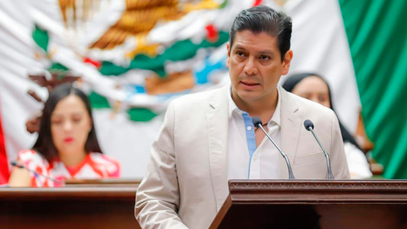 Busca Ernesto Núñez impulsar “Ley Monzón” en Michoacán 