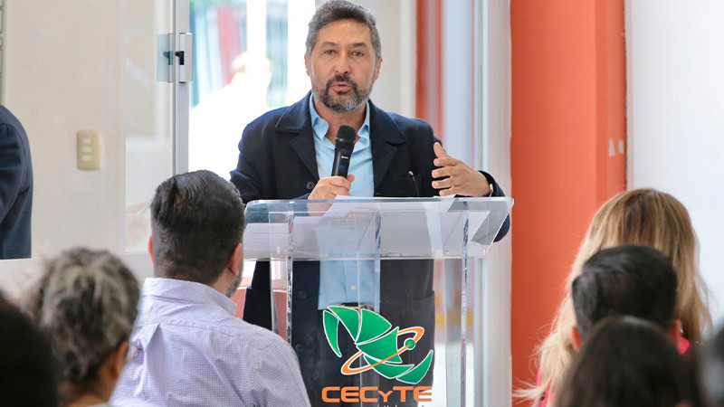 Inician Comunicación Social y Cecytem curso de pilotaje de drones para periodistas