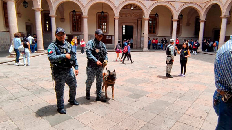 Sin colaboración de las víctimas para investigar atentado en Plaza U, reconoció Fiscal de Michoacán 