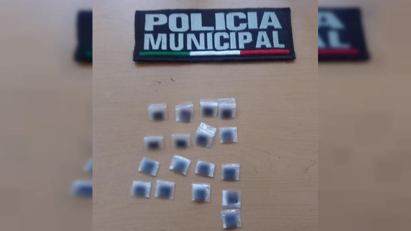 En Zamora, Michoacán, detienen a dos en posesión de droga sintética