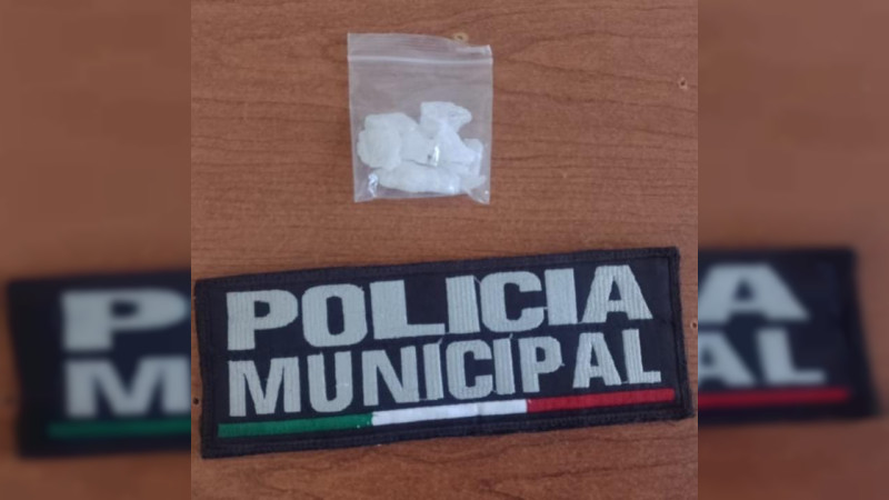 En Zamora, Michoacán, detienen a dos en posesión de droga sintética