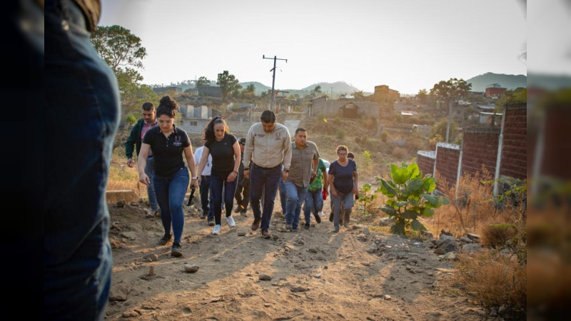 Colaboración vecinal en Uruapan propicia beneficios colectivos: Nacho Campos 