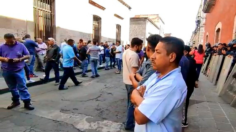 Transportistas provocan caos vehicular en Morelia; protestan por la Ley de Movilidad y Seguridad Vial 