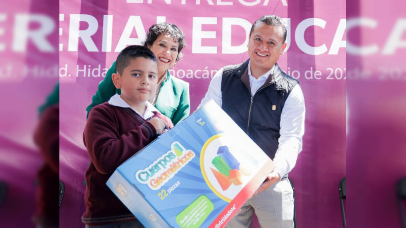 Educación pública, eje de la trasformación en Michoacán: Torres Piña