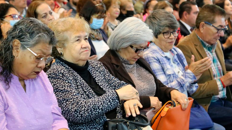 Atención médica para docentes jubilados beneficia a 20 mil personas: SEE 