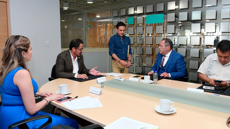 Convienen Sedeco y 5 municipios acciones para simplificar trámites y servicios