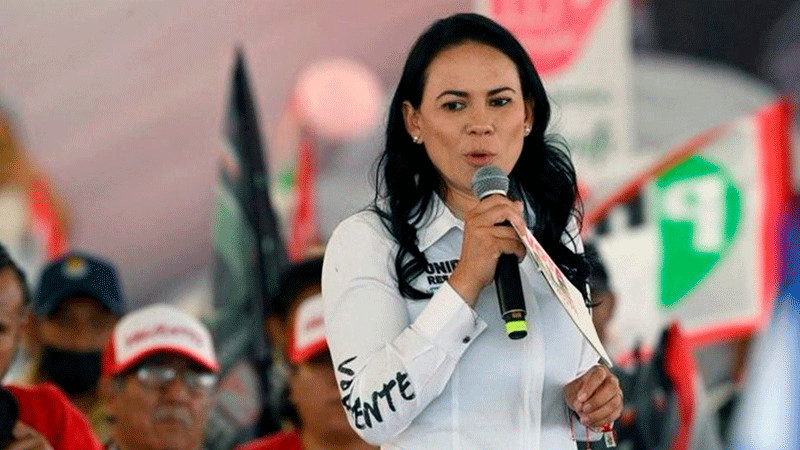 Alejandra del Moral reconoce triunfo de Delfina Gómez 
