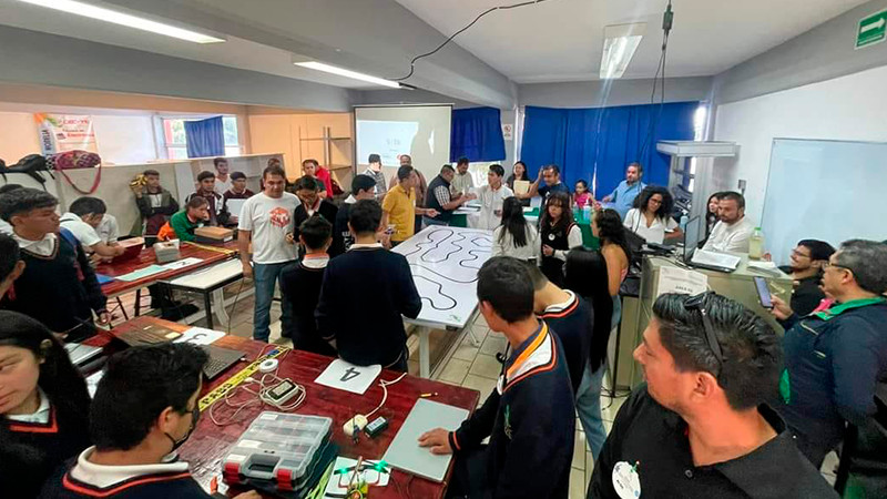 Cecytem, a la vanguardia en robótica e innovación de procesos educativos