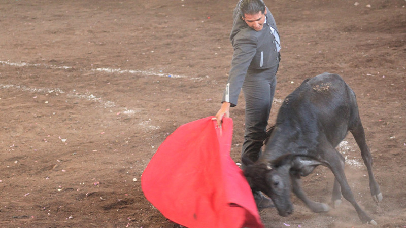 Tienta en claroscuros la protagonizada por Omar Villaseñor, Juan Chávez, Breco II y El Moso