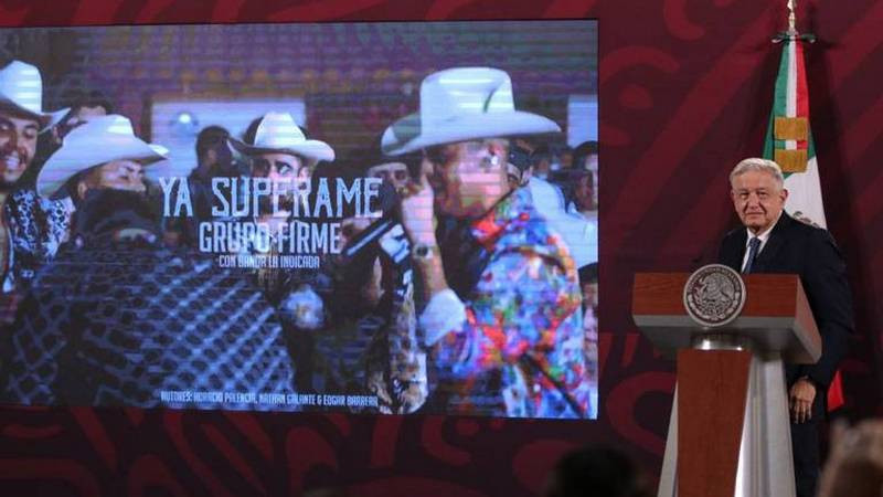 AMLO dedica “Ya supérame” de Grupo Firme a sus adversarios políticos y opositores 