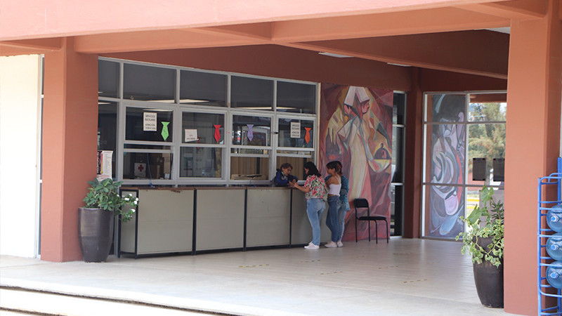 UTM cumple compromiso educativo de no tener trámites pendientes de titulación