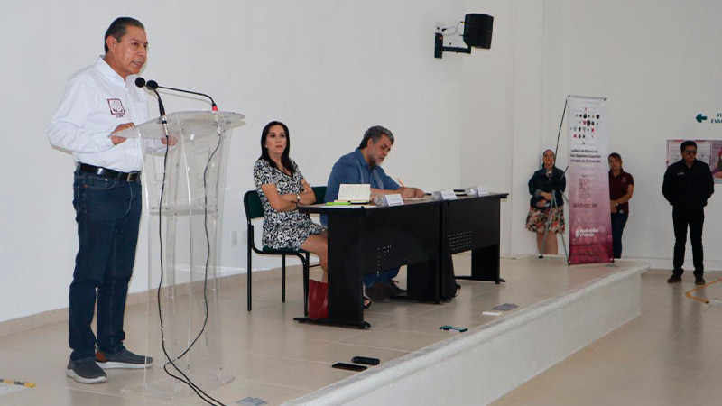 Va UIIM por el fortalecimiento de la educación intercultural