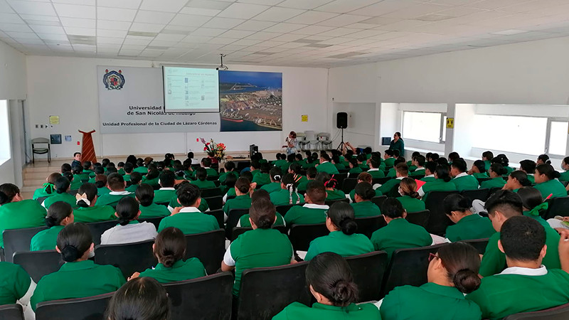 Fortalece Conalep formación de estudiantes de Enfermería General