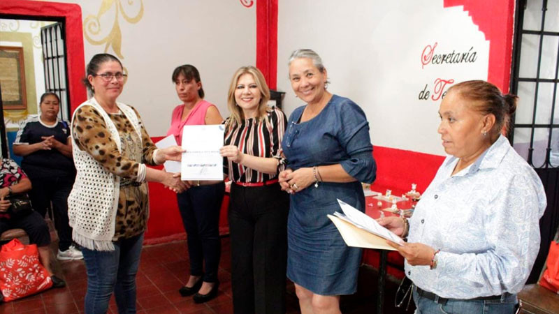 Concluye SEFECO taller de autoempleo para mujeres en Tiripetío 