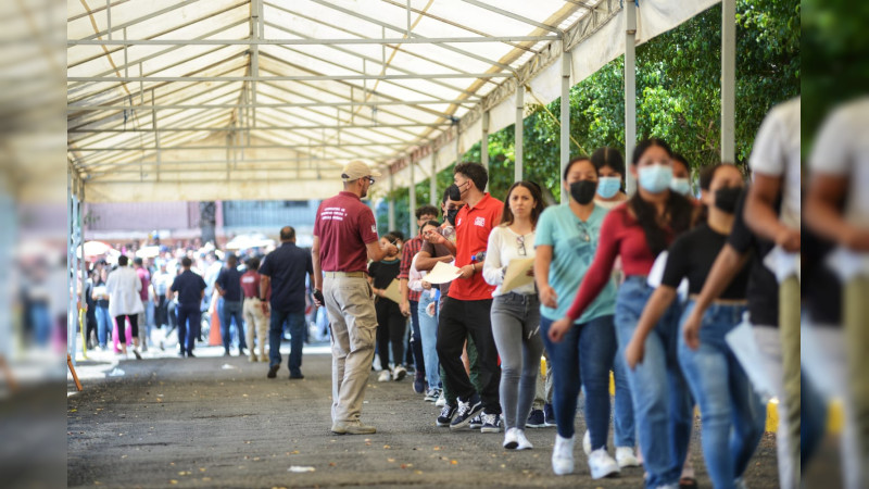 Domingo de exámenes en la Universidad Michoacana: esto es lo que no debes llevar 