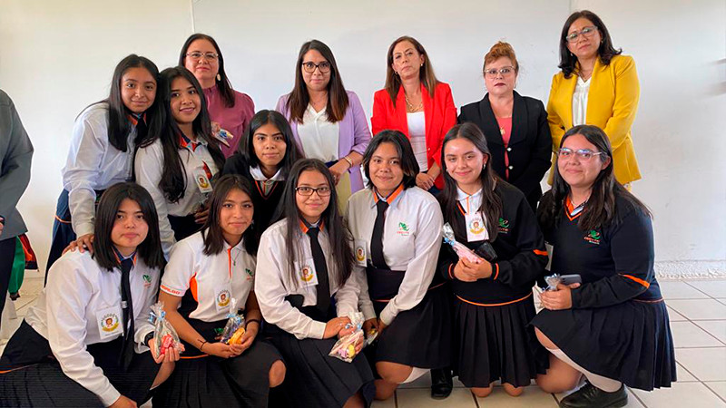 Cecytem refuerza competencias profesionales de sus estudiantes 