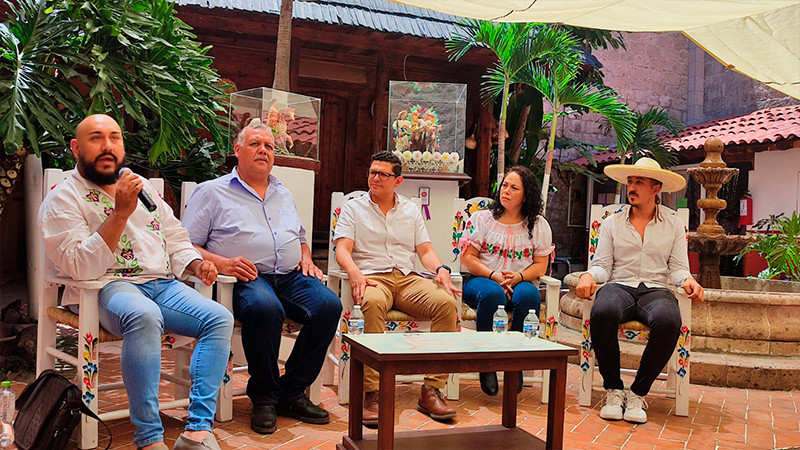 Presentan I Concurso Artesanal de Cerería en Purépero 