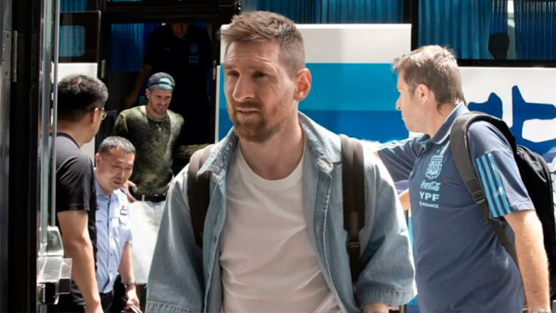 Lionel Messi fue detenido por agentes de migración en su llegada a China 